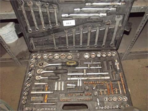 Werkzeugschlüssel-Set in Koffer