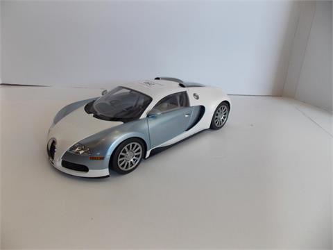 Fahrzeugmodell Bugatti Veyron 16.4